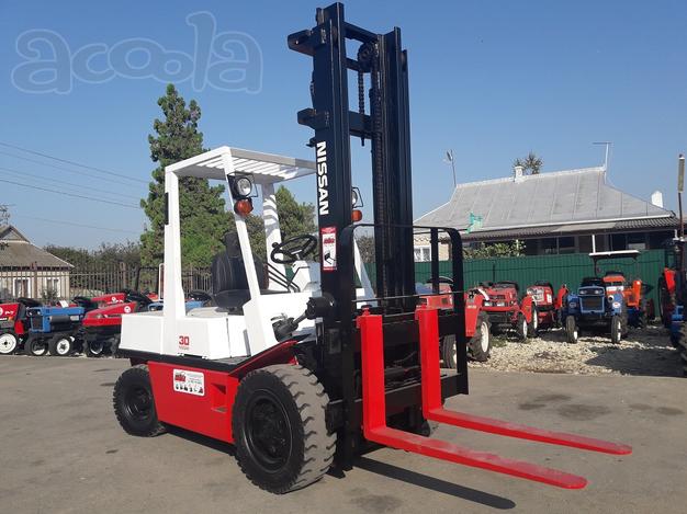 Вилочный погрузчик дизельный Nissan EGH02A30