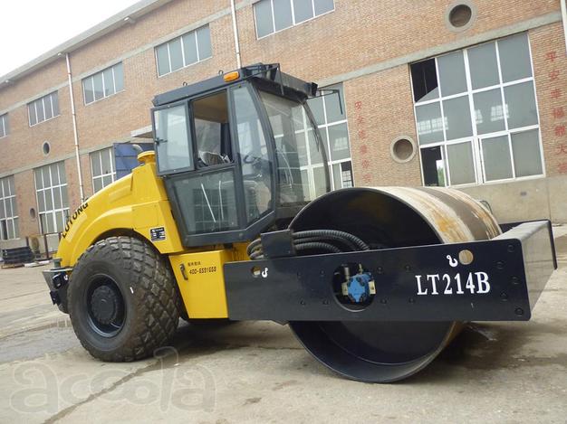 Новый грунтовый одновальцовый виброкаток 14 тн Lutong LT214B