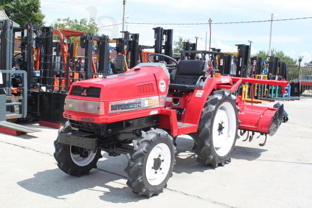 Японский трактор MITSUBISHI MT20D