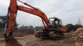 Продаю hitachi ex200