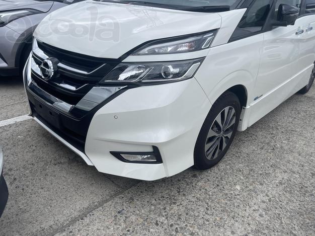 Продам nissan serena hybrid в Ейске.